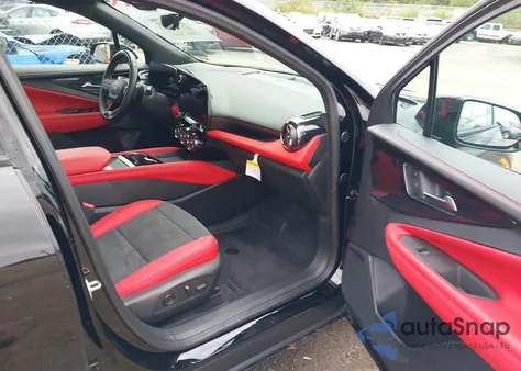 2025 Chevrolet Blazer Ev Eawd Rs from USA, damaged, VIN 3GNKD1RJ3SS111885